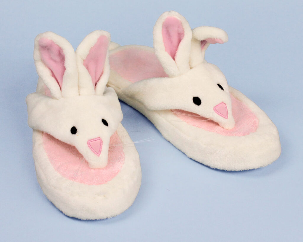 Our Favorite Slippers for Summer!