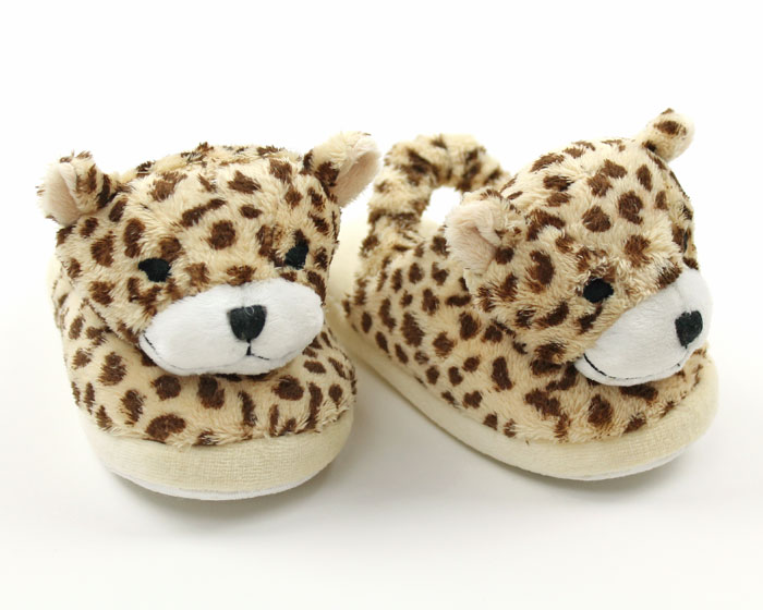 Our Favorite Toddler Slippers for Kids 